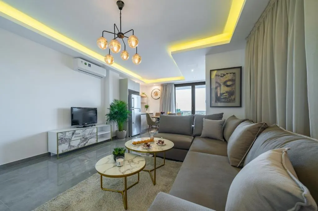 Stavri De'Lux Apartment Larnaca