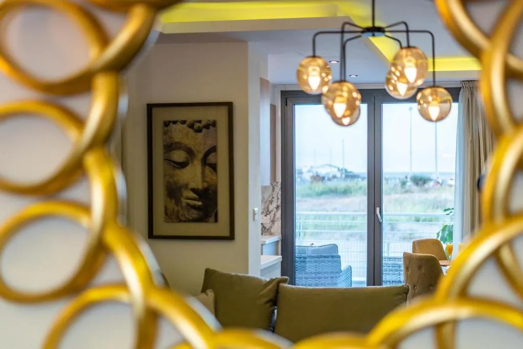 Stavri De'Lux Apartment Larnaca